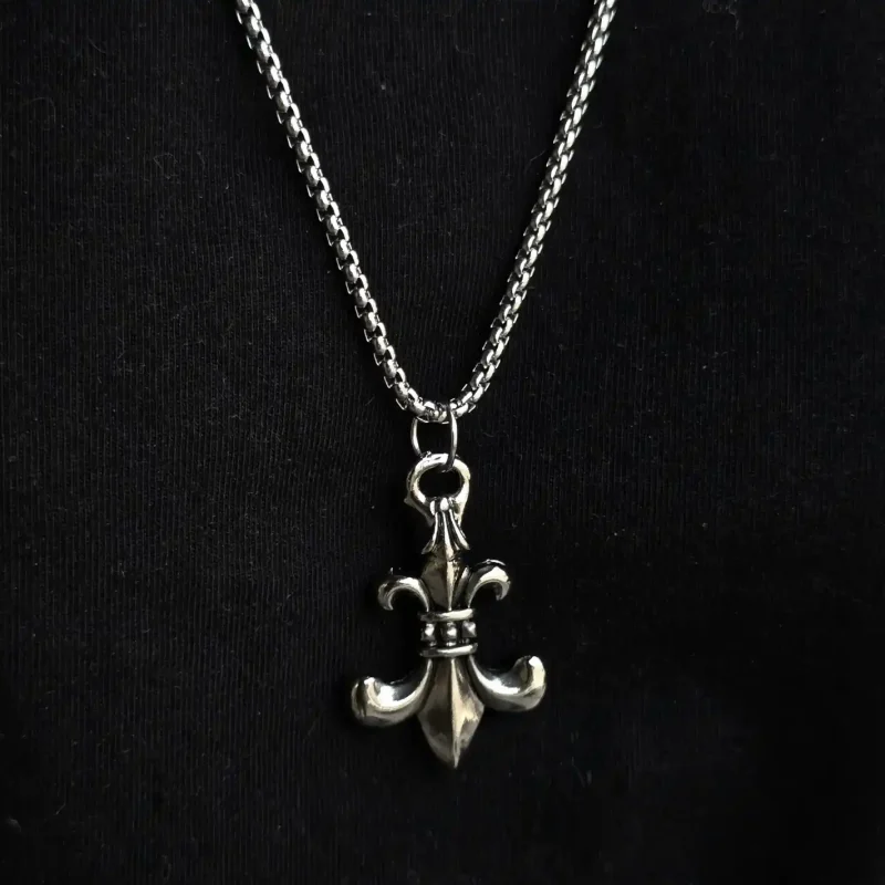 گردنبند کروم هارتز | Chrome Hearts