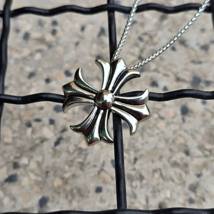 گردنبند کروم هارتز | Chrome Hearts