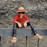 فیگور نشسته لوفی از انیمه وان پیس - One piece