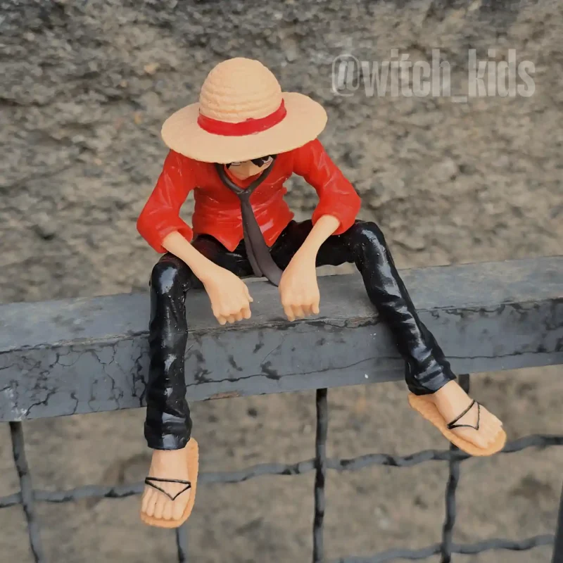 فیگور نشسته لوفی از انیمه وان پیس - One piece