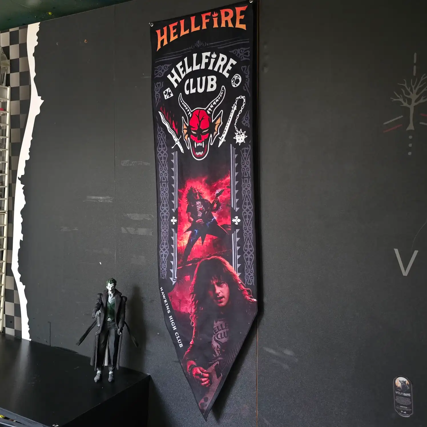 پرچم آویز دکوراتیو استرنجر تینگز | Stranger things | Hell Fire Club پرچم آویز دکوراتیو استرنجر تینگز | Stranger things | Hell Fire Club